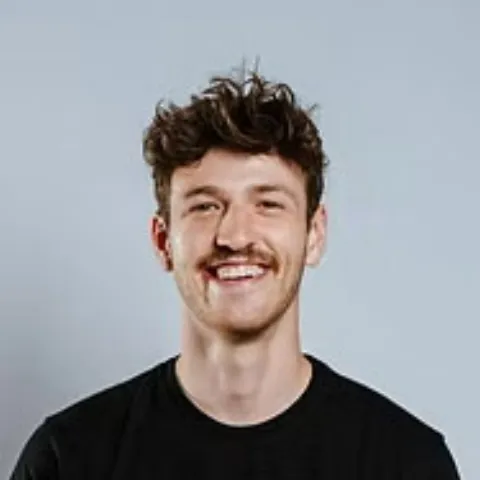 Simon Engel